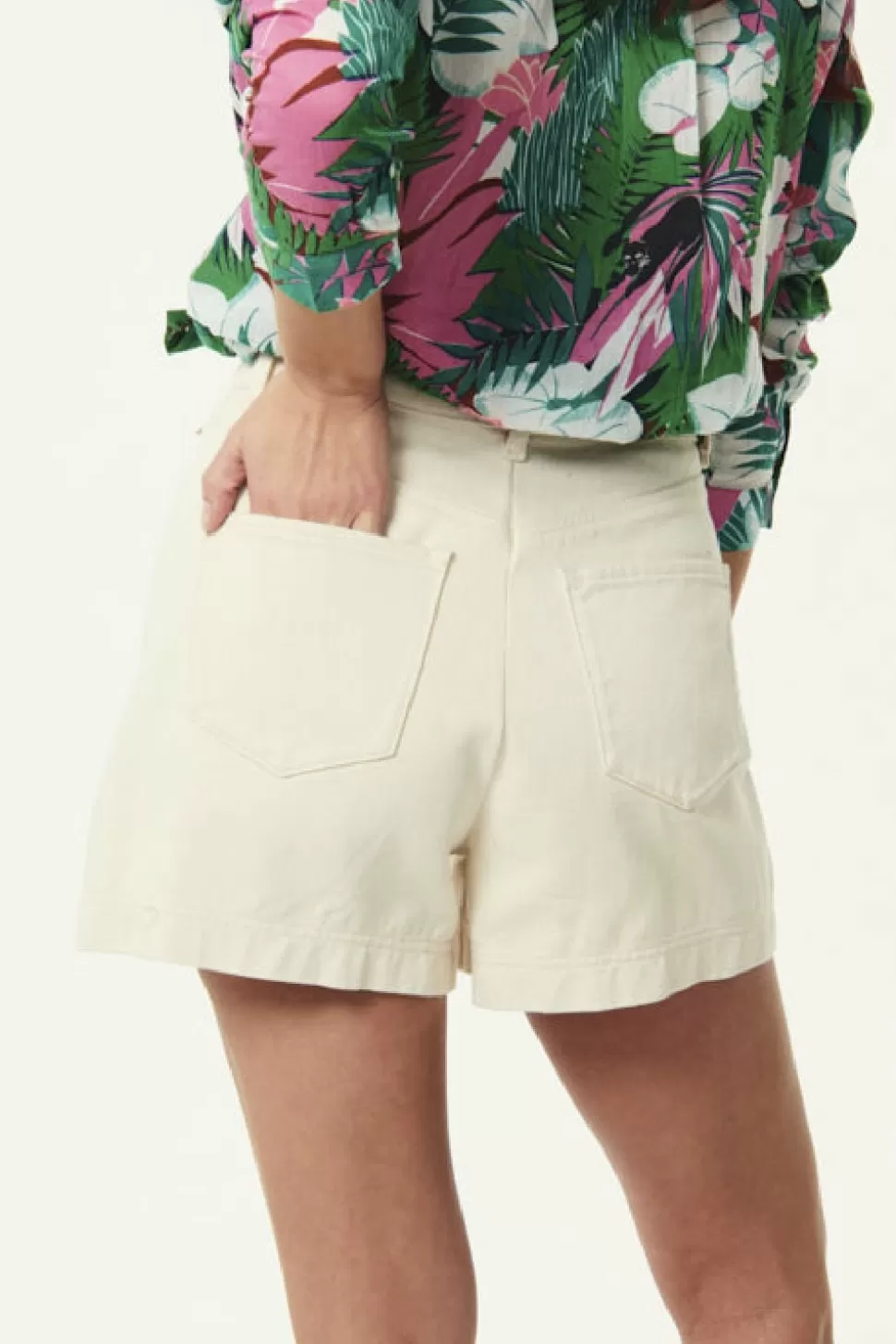 Louce Ecru Shorts | Des Petits Hauts Shop