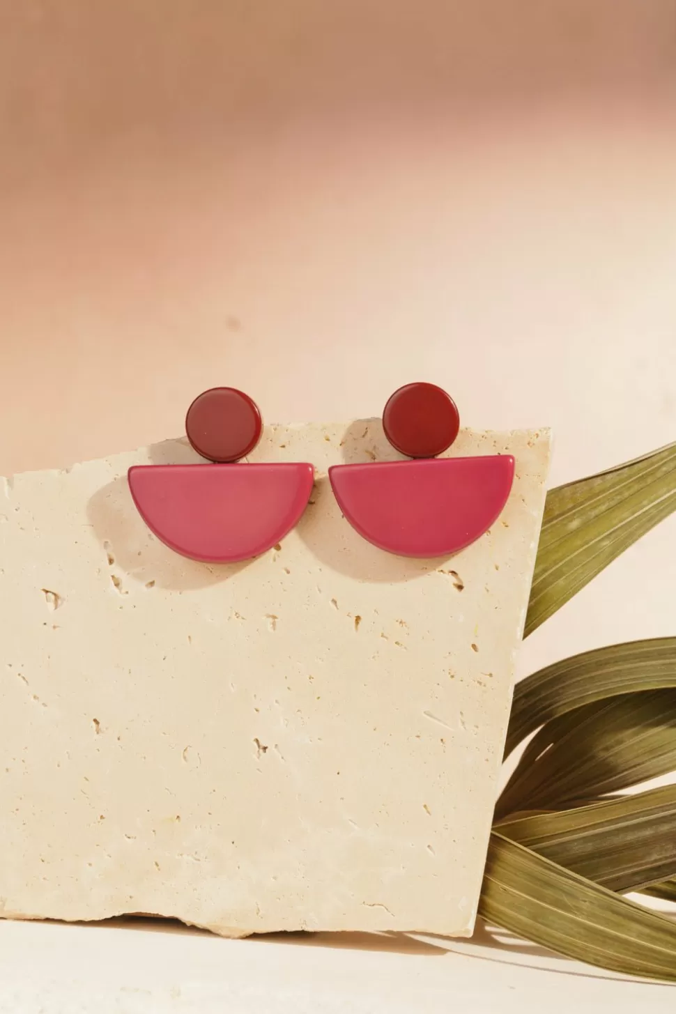 Pelican Acai Earrings | Des Petits Hauts Hot