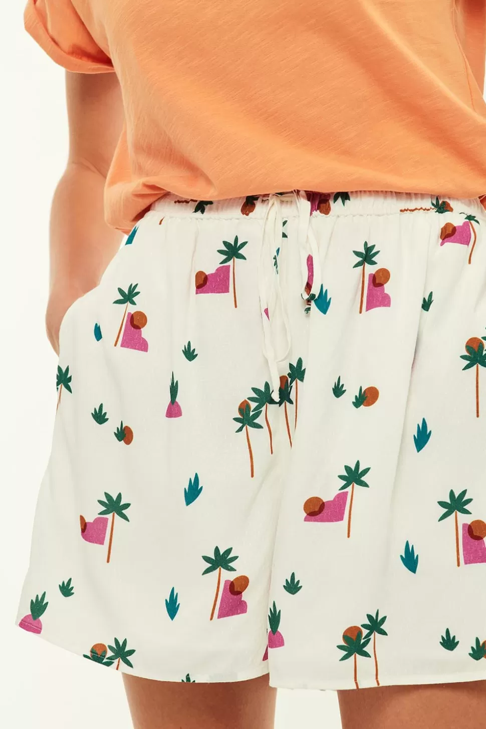 Romain Palmito Shorts | Des Petits Hauts Sale